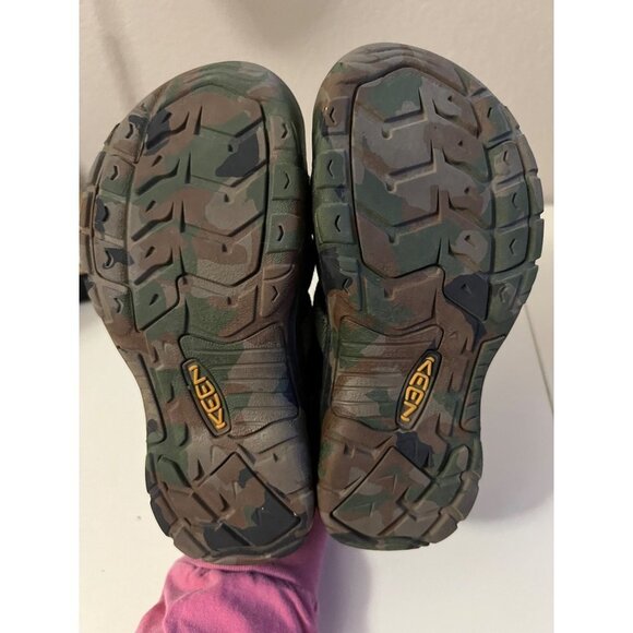 Keen‎ | H2 Newport Army Green Camo Waterproof Sandals Sz 3 Youth - Picture 7 of 7